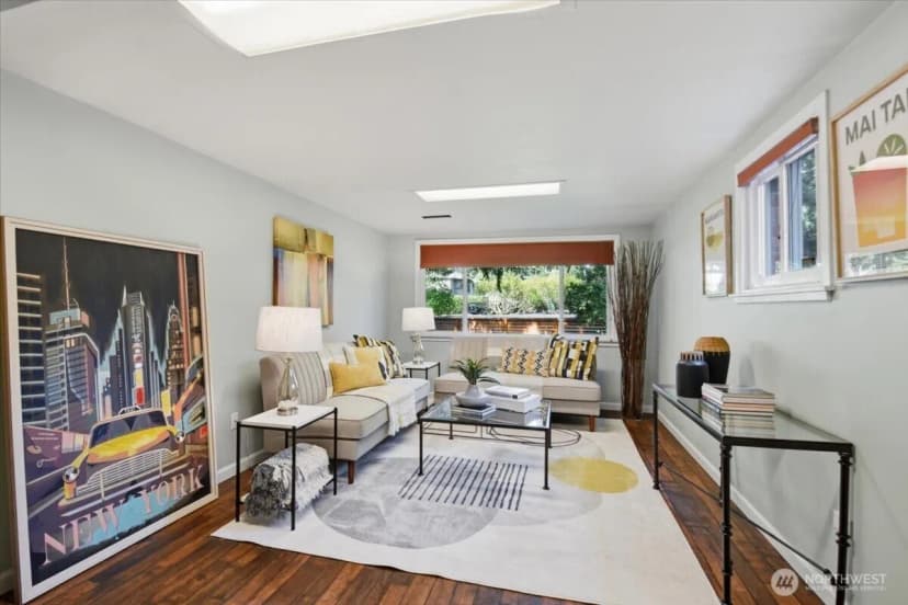 Property photo for 11058 17th Avenue Ne, Seattle photo 17