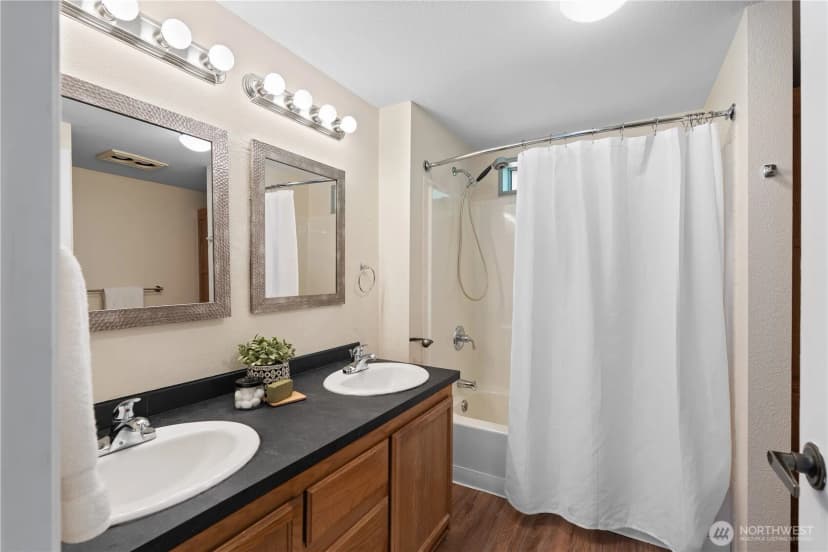 Property photo for 5010 Samish Way, Bellingham photo 20