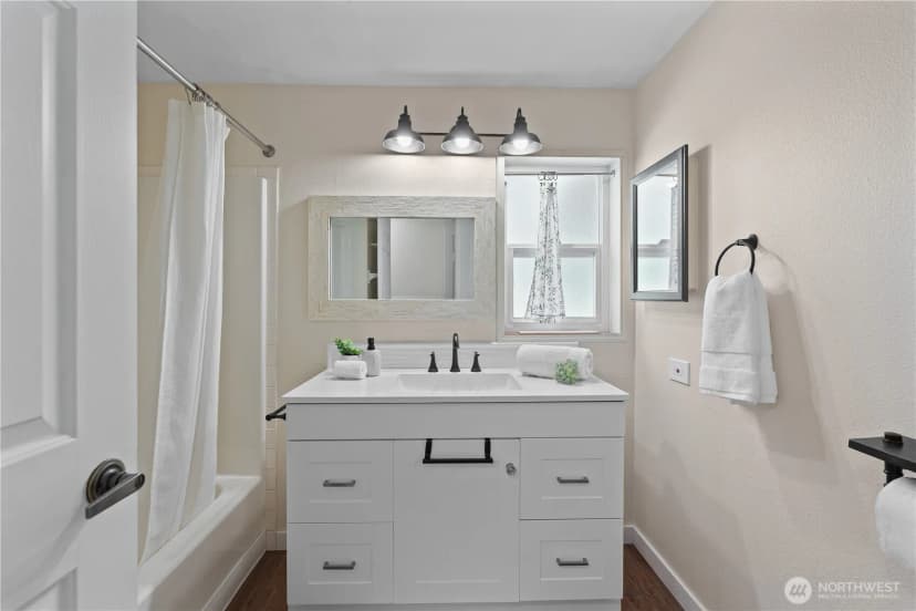 Property photo for 5010 Samish Way, Bellingham photo 22