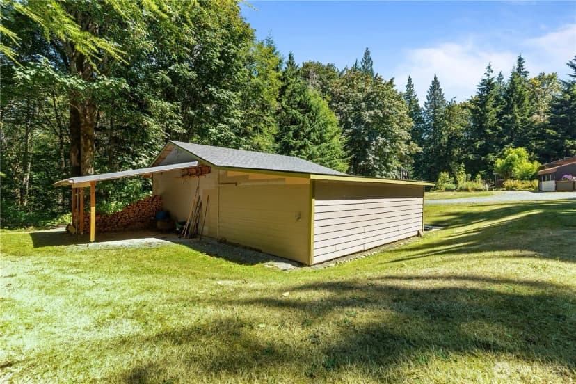 Property photo for 5010 Samish Way, Bellingham photo 37