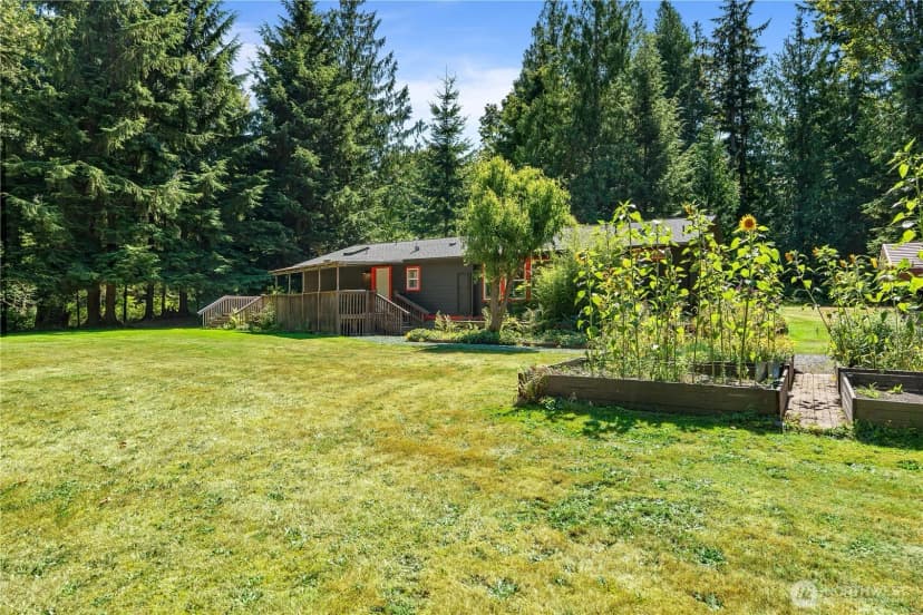 Property photo for 5010 Samish Way, Bellingham photo 8