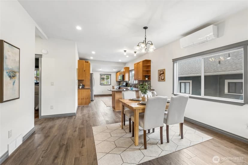 Property photo for 4808 S Othello Street, Seattle photo 10