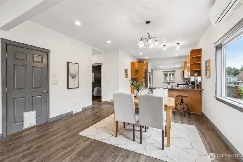 Property photo for 4808 S Othello Street, Seattle photo 12