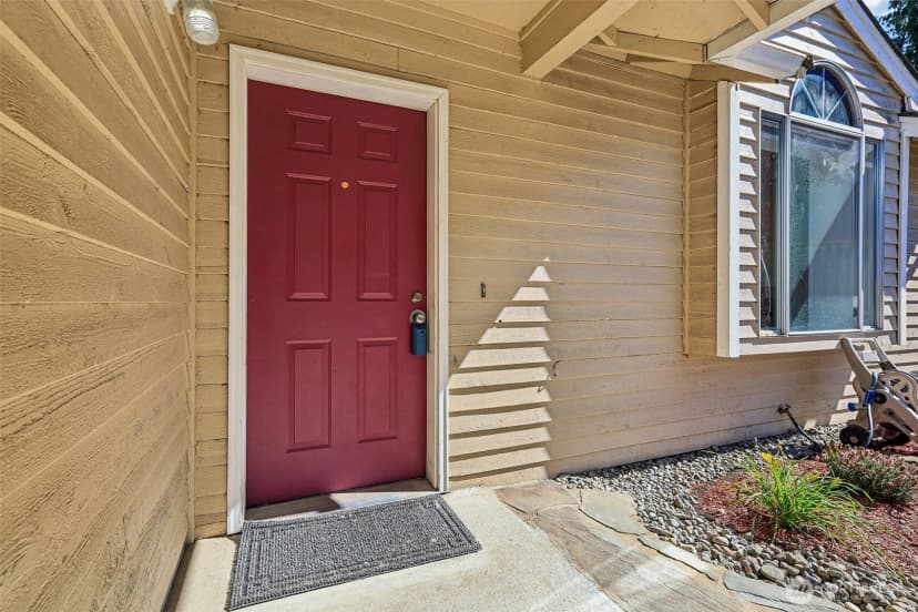 Property photo for 1643 S 245th Place, Des Moines photo 6