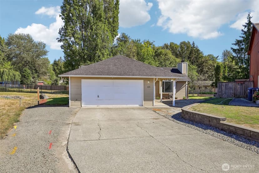 Property photo for 1643 S 245th Place, Des Moines photo 4