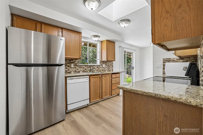 Property photo for 1643 S 245th Place, Des Moines photo 13