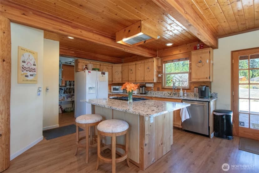 Property photo for 114 Blackberry Lane, Port Angeles photo 16