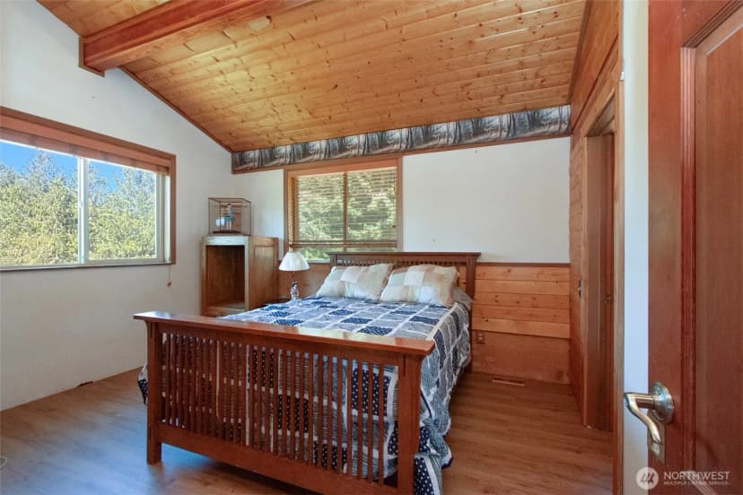 Property photo for 114 Blackberry Lane, Port Angeles photo 34