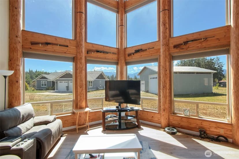 Property photo for 114 Blackberry Lane, Port Angeles photo 9