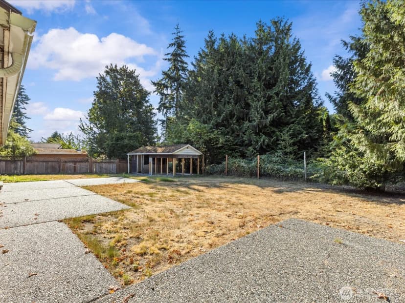 Property photo for 1416 112th Street Se, Everett photo 20