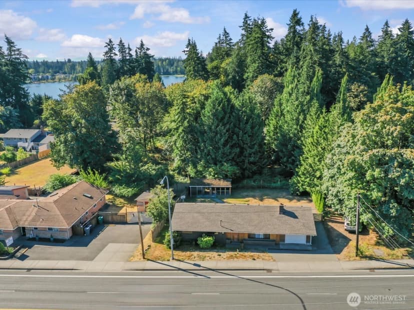 Property photo for 1416 112th Street Se, Everett photo 24