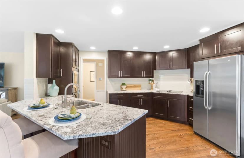 Property photo for 3122 235th Avenue Se, Sammamish photo 9