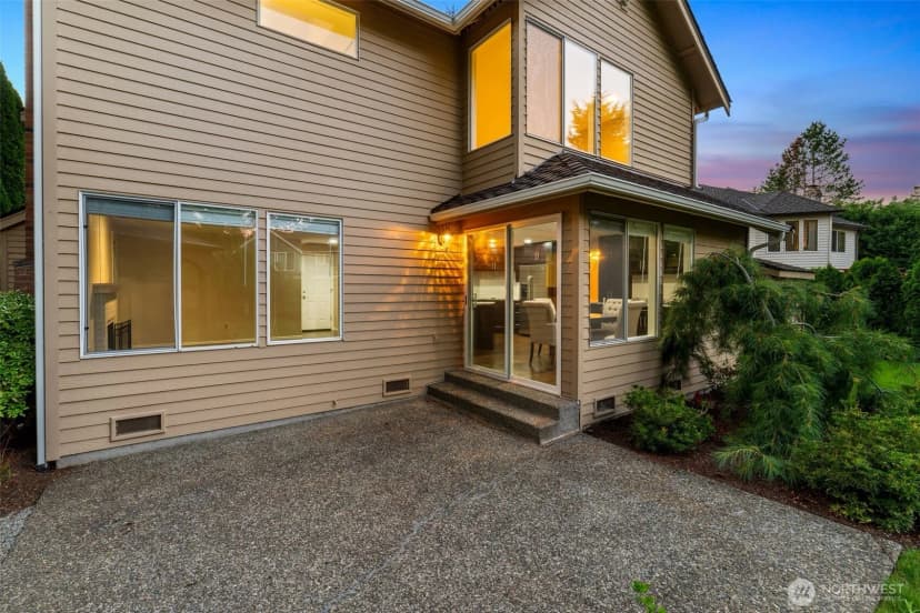 Property photo for 3122 235th Avenue Se, Sammamish photo 37