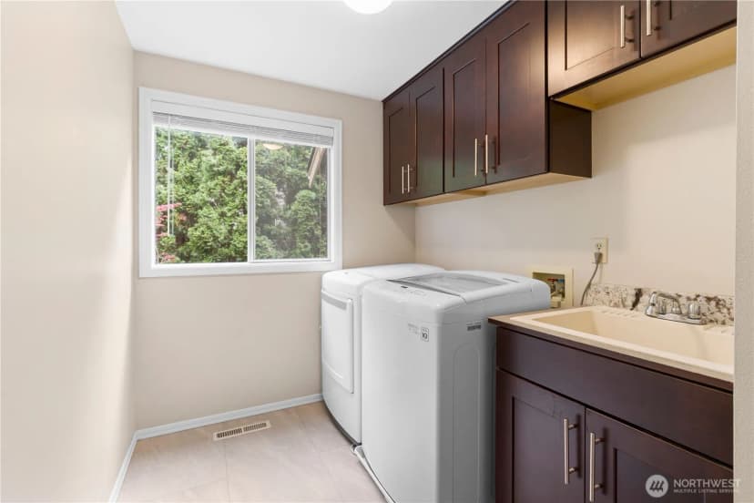 Property photo for 3122 235th Avenue Se, Sammamish photo 19