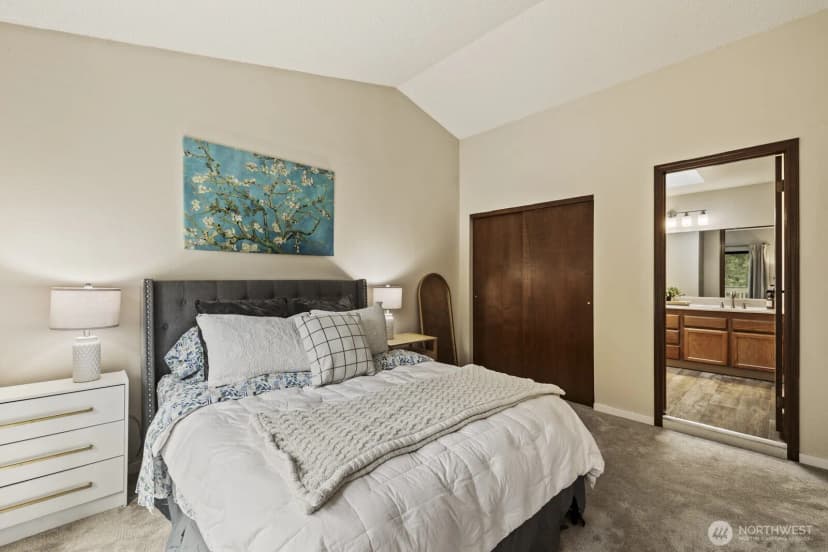 Property photo for 16014 Village Green Drive Se #c, Mill Creek photo 12