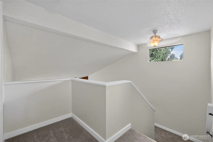 Property photo for 25028 110th Avenue Se #c, Kent photo 28