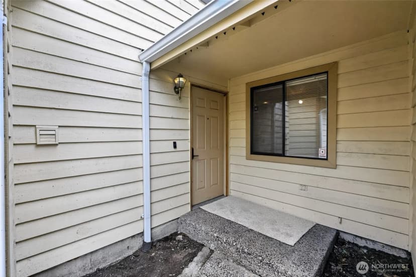 Property photo for 25028 110th Avenue Se #c, Kent photo 26