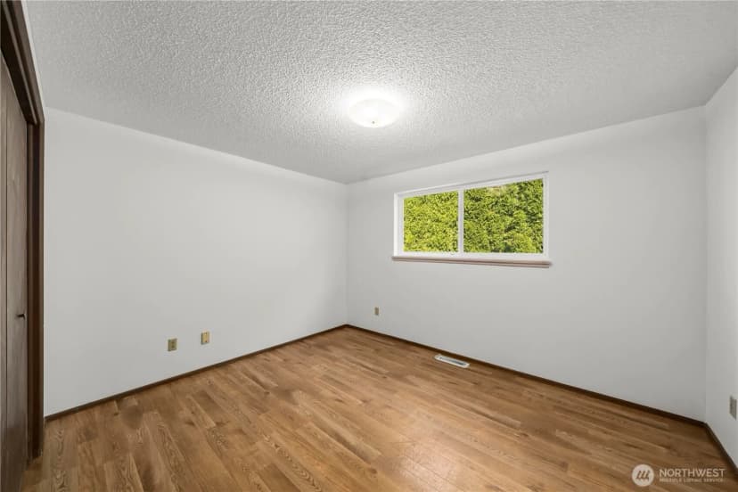 Property photo for 29903 Marine View Drive Sw, Federal Way photo 26