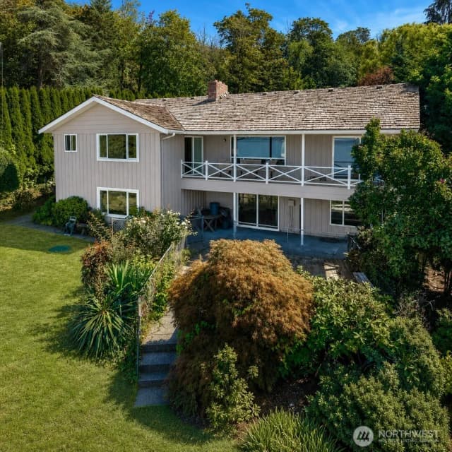Property photo for 29903 Marine View Drive Sw, Federal Way photo 3