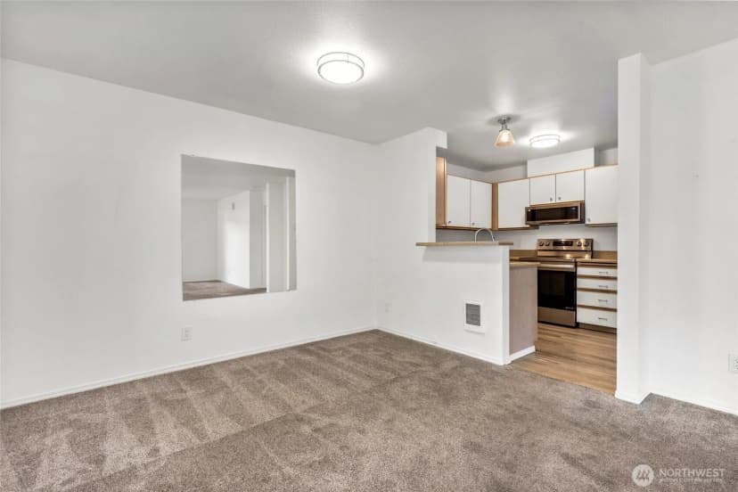Property photo for 9210 Market Place #b101, Lake Stevens photo 11