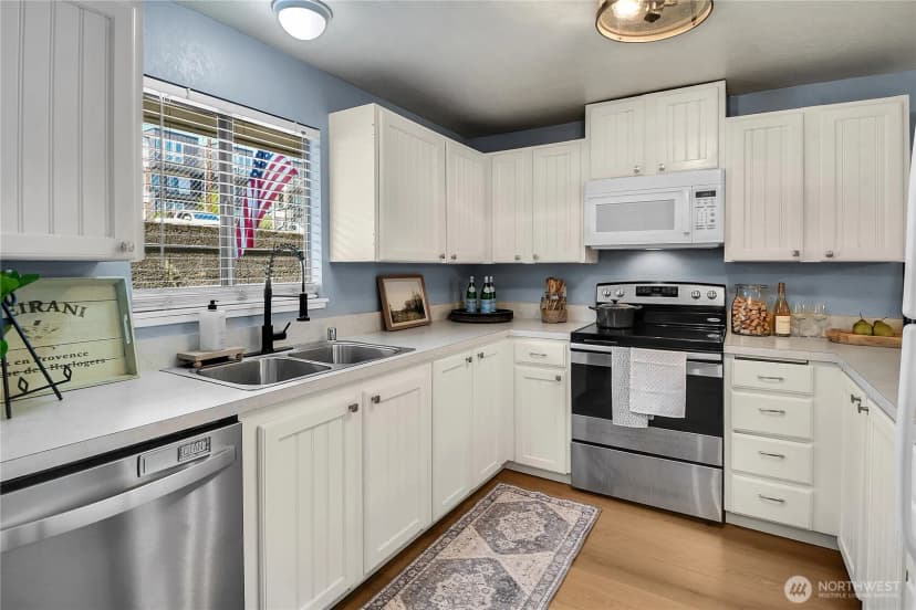 Property photo for 20131 W 61st Place #d-103, Lynnwood photo 8