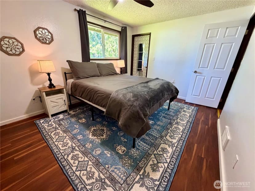 Property photo for 930 Robin Hood Loop, Forks photo 12