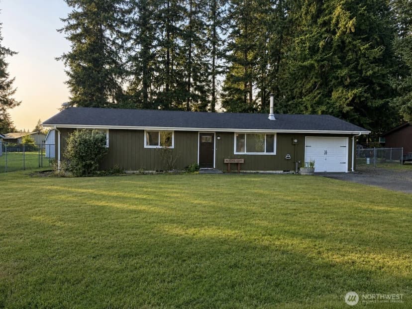 Property photo for 930 Robin Hood Loop, Forks photo 2