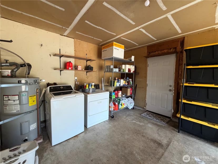 Property photo for 930 Robin Hood Loop, Forks photo 17