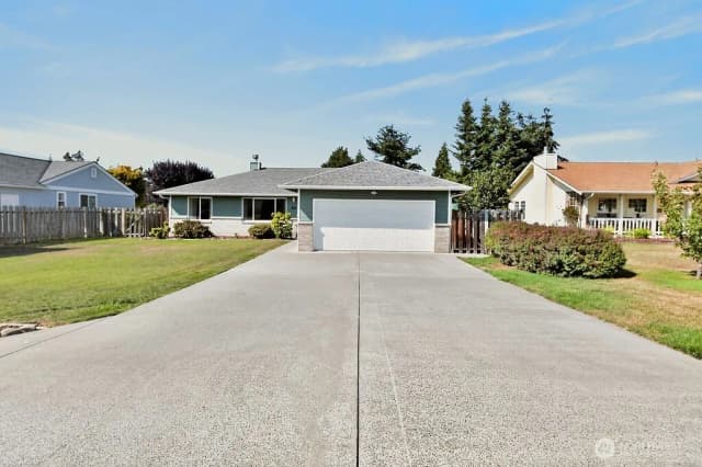 Property photo for 860 W Sylvester Court, Sequim