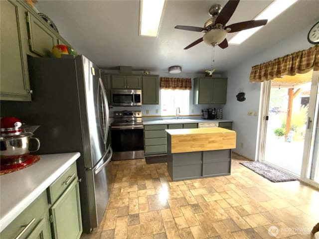 Property photo for 13 Cloudia Lane, Republic photo 4