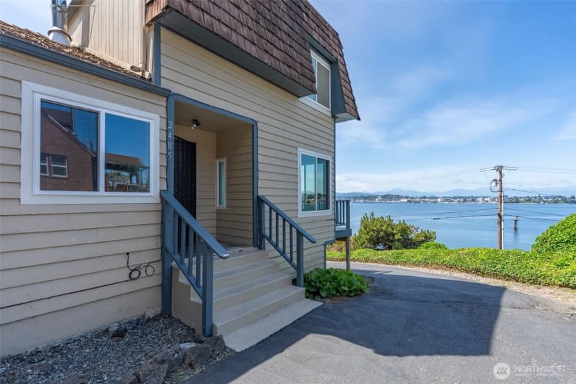Property photo for 2485 Beach Drive E, Port Orchard photo 38