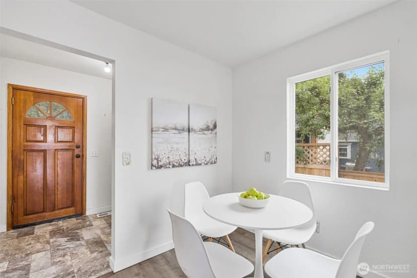 Property photo for 2485 Beach Drive E, Port Orchard photo 12