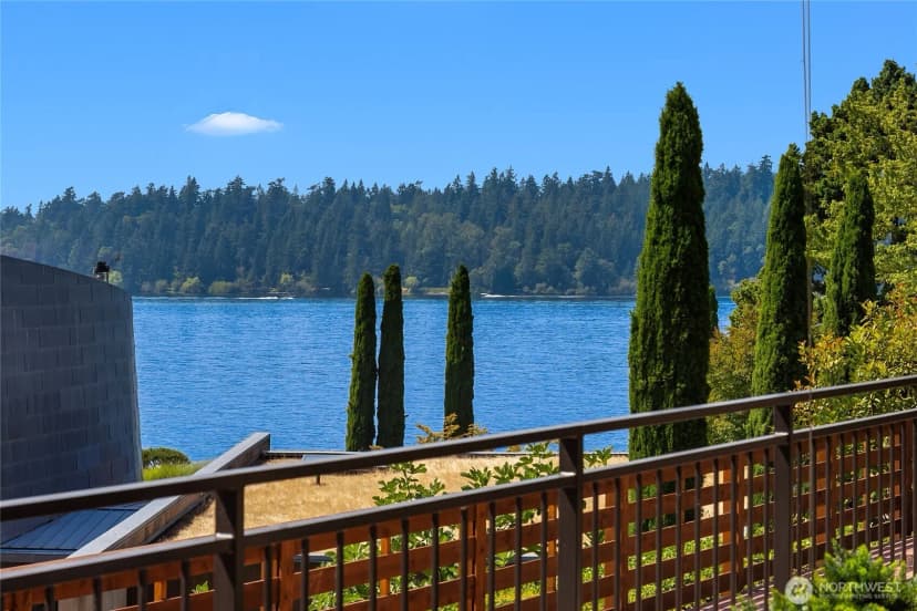 Property photo for 5919 77th Avenue Se, Mercer Island photo 37