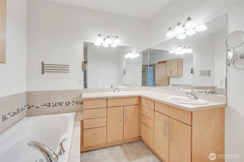 Property photo for 2520 Jefferson Avenue #l, Tacoma photo 14