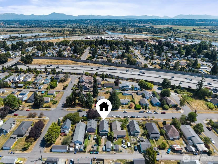 Property photo for 2410 Highland Avenue, Everett photo 37