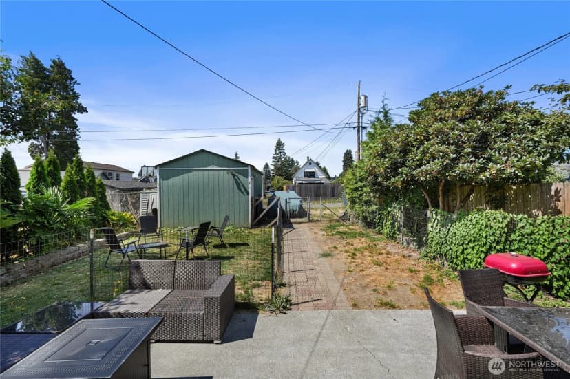 Property photo for 2410 Highland Avenue, Everett photo 28