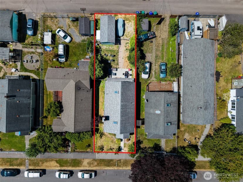Property photo for 2410 Highland Avenue, Everett photo 34