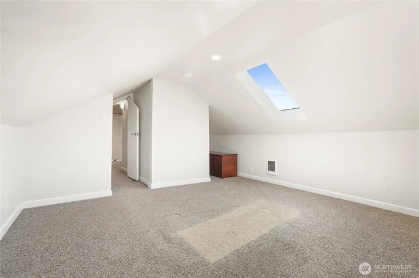 Property photo for 2410 Highland Avenue, Everett photo 27