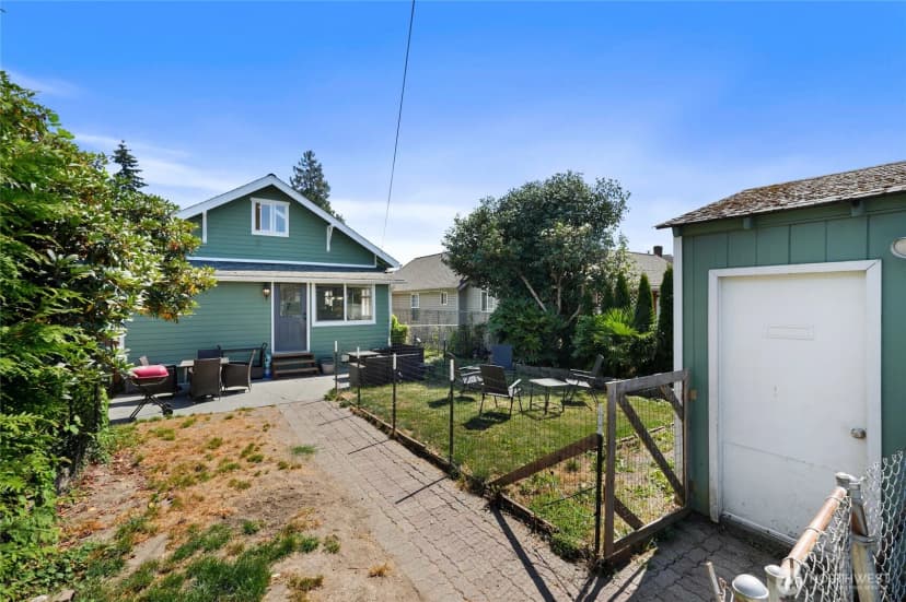Property photo for 2410 Highland Avenue, Everett photo 30