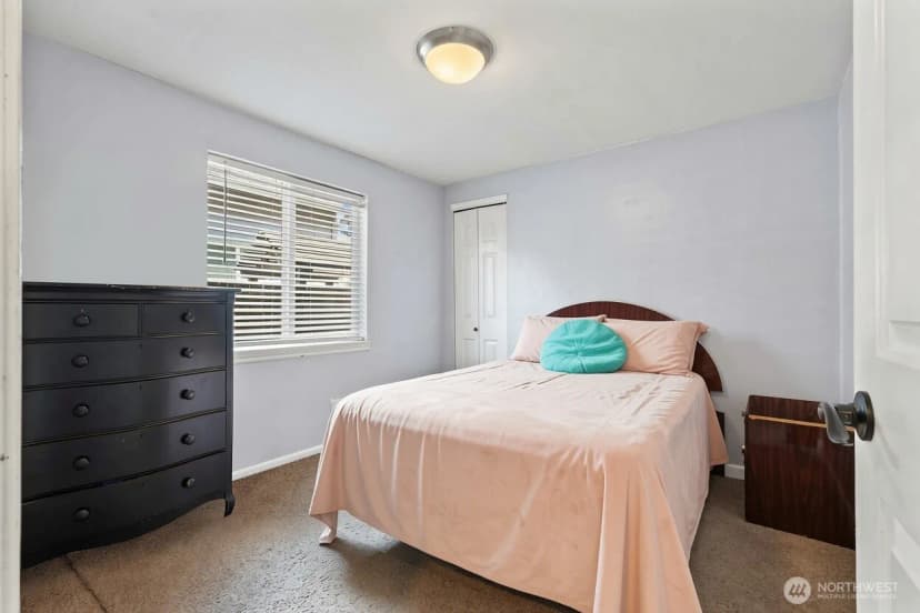 Property photo for 2410 Highland Avenue, Everett photo 17