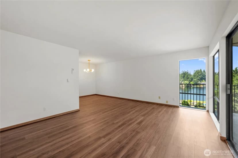 Property photo for 13229 Linden Avenue N #507b, Seattle photo 10