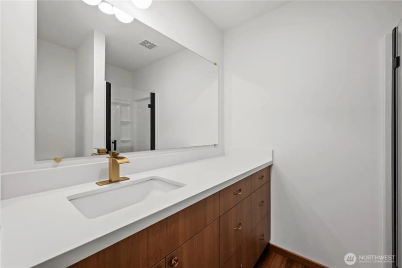Property photo for 13229 Linden Avenue N #507b, Seattle photo 15