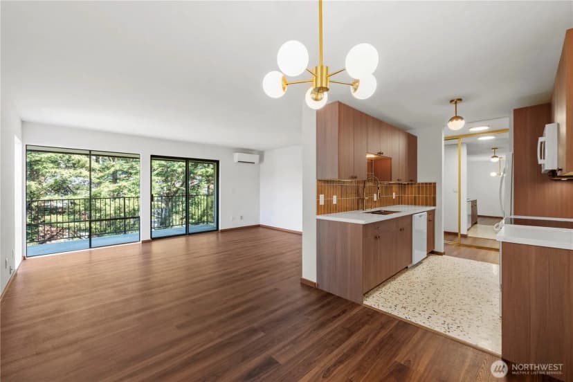 Property photo for 13229 Linden Avenue N #507b, Seattle photo 6