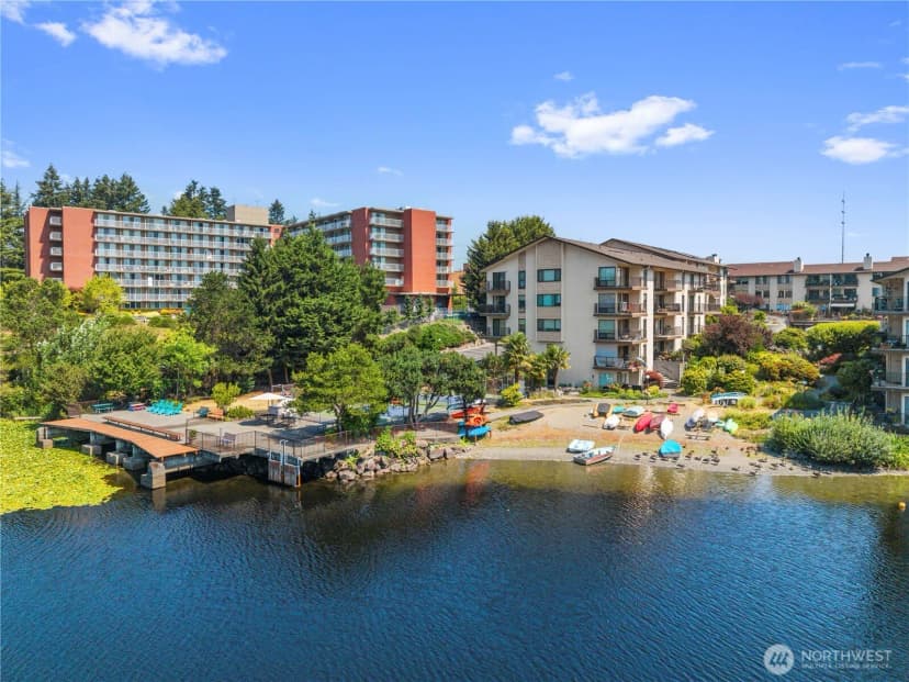 Property photo for 13229 Linden Avenue N #507b, Seattle photo 30