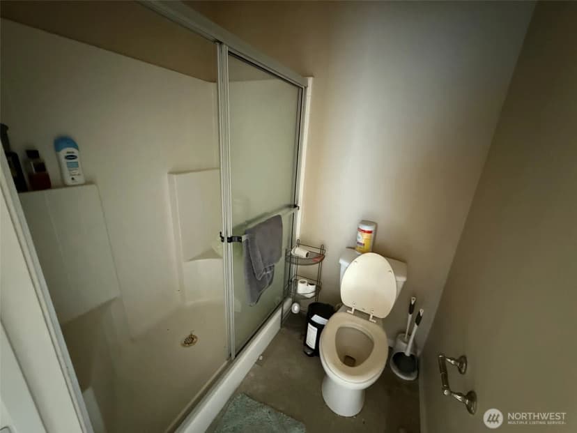 Property photo for 24910 51st Avenue E, Graham photo 13