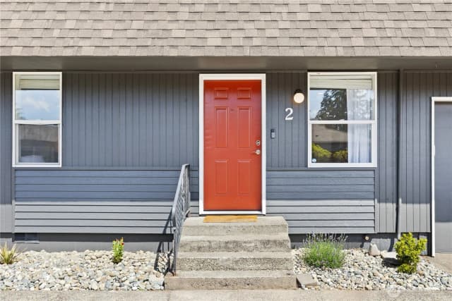 Property photo for 617 140th Street S #2, Tacoma photo 2
