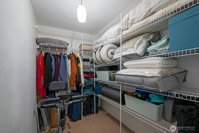 Property photo for 9416 1st Avenue Ne ##419, Seattle photo 21