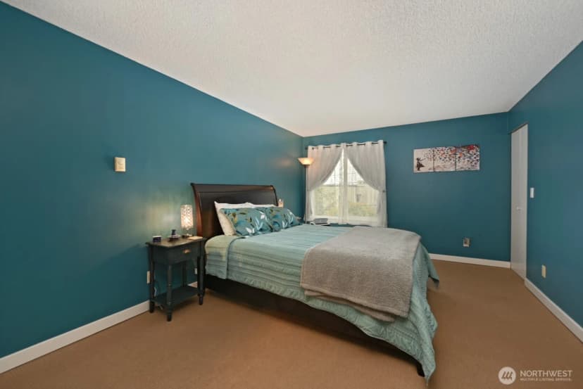 Property photo for 9416 1st Avenue Ne ##419, Seattle photo 17