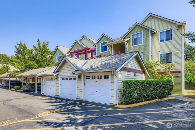 Property photo for 13000 Admiralty Way #a205, Everett photo 3