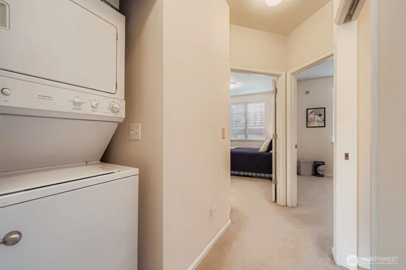 Property photo for 13000 Admiralty Way #a205, Everett photo 25